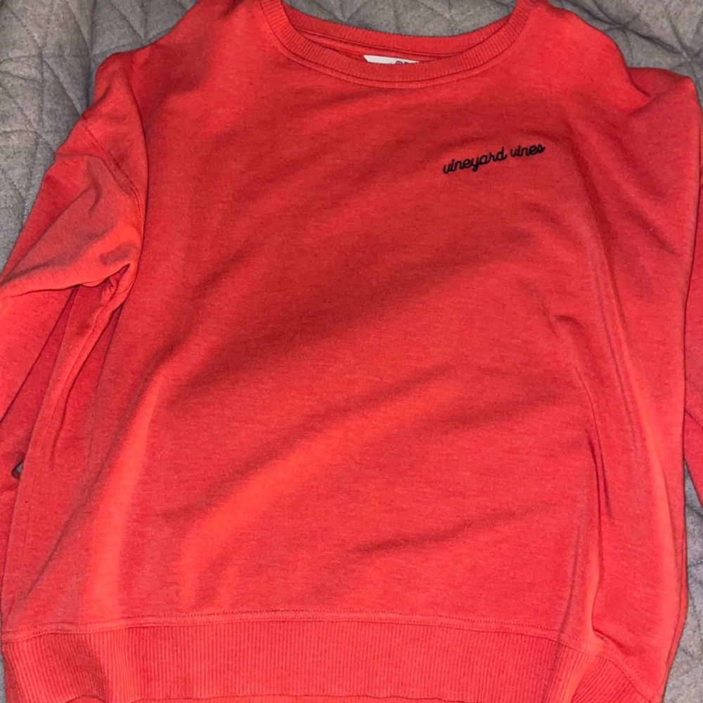Cute Pink Vineyard Vines Pull over